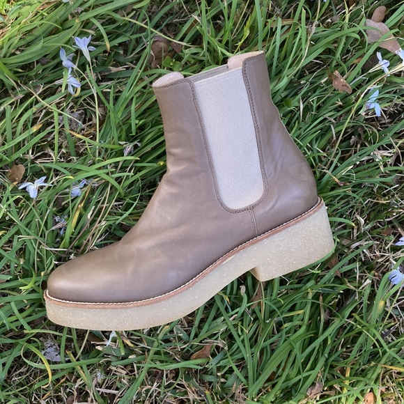 SOLD No. 6 Pull On Crepe Sole Boots - Picture 8 of 10